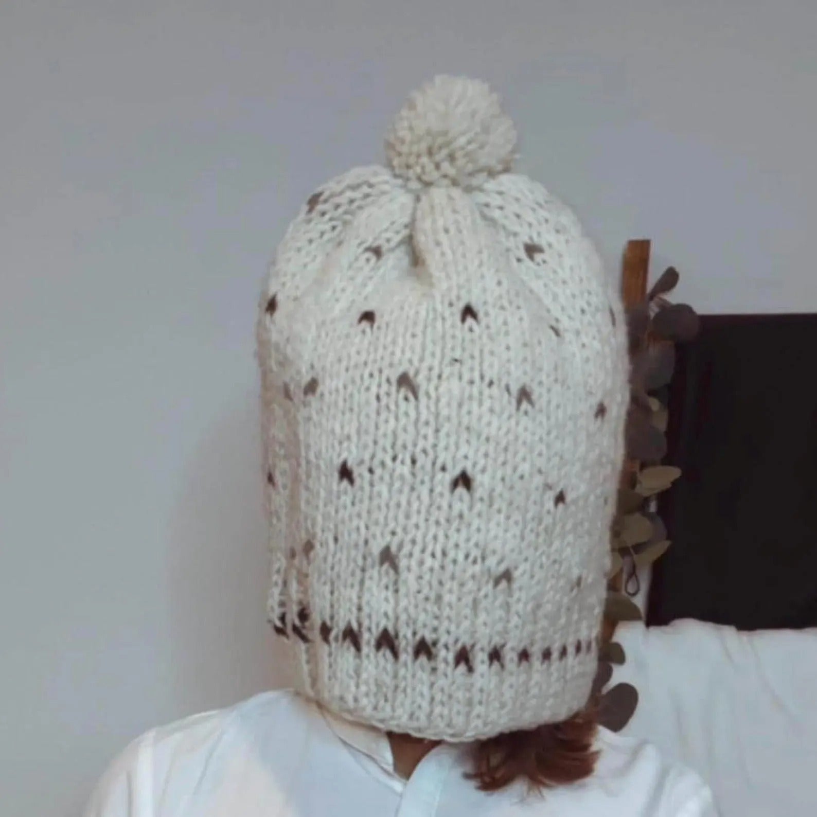 Handmade Wool Neck Warmer Shawl – Pure Sheep Wool Collar with Buttons, Mexican Artisan Knit.